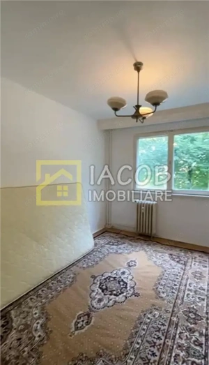 Apartament cu 3 camere, etajul 1, str. Milcov, Bacau - imagine 9