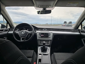 Vand Volkswagen Passat 2.0 TDI 150 CP - imagine 8