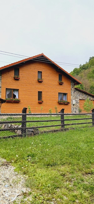 Vand cabana judetul Hunedoara