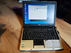 Laptop model mai vechi 