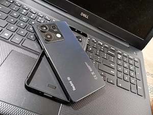 Vând Redmi Note 13 5G,256 8+8ram