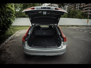 Volvo V90 D4 automati - imagine 8