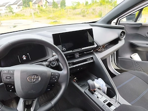 Toyota chr 2024 13000km propietar de noua - imagine 8