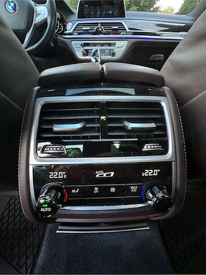 BMW 740xD M sport - imagine 8