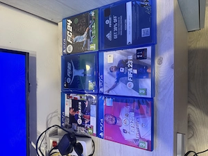 Vând Ps 4 slim 1 TB cu colecția Fifa 2020-2025
