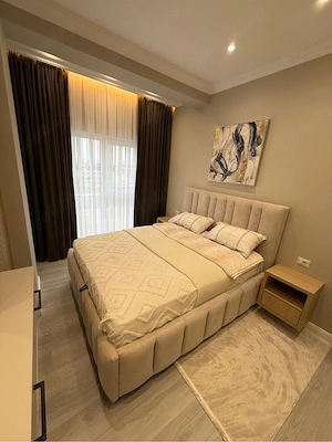 Vand apartament 3 camere,mobilat ultramodern,etajul 3.Blocul este finalizat in anul 2025. - imagine 2