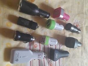 vînd adaptor mașină 