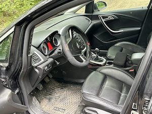Opel astra 2012 165 cai  - imagine 8