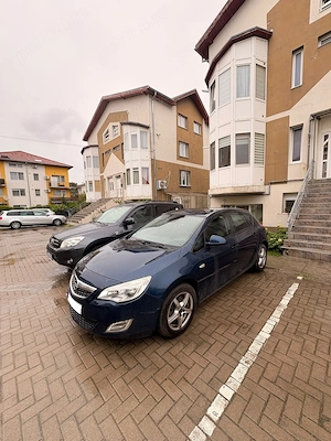 Opel Astra J 2011, 167.000 km, ITP valabil 08.2026, revizie recentă, preț negociabil - imagine 2