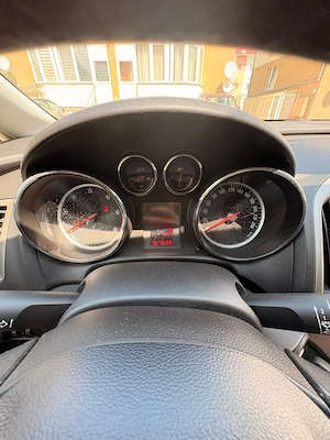 Opel Astra J 2011, 167.000 km, ITP valabil 08.2026, revizie recentă, preț negociabil - imagine 5