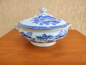 Supiera vintage din ceramică 
