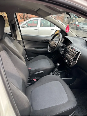 Hyundai i20 - 1.2 MPI - 86CP - imagine 3