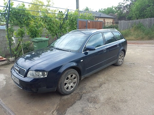 Vând sau schimb cu animale audi A4 b8 km 370000,primul proprietar în romania , - imagine 4