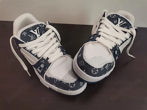 Adidasi Luis Vuitton 