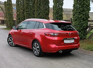 Renault Megane Estate Bose - imagine 4