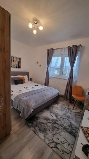 Vand Apartamet 2 camere  - imagine 4