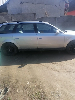 Vând audi A6 C5 2003 - imagine 4