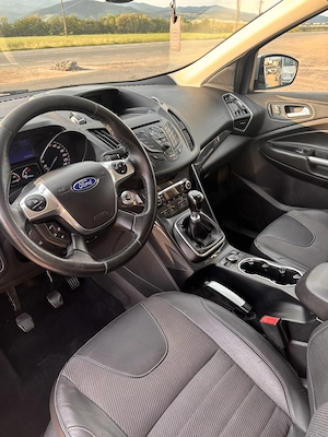 Ford Kuga 2.0 TDCI 4x4 - imagine 8