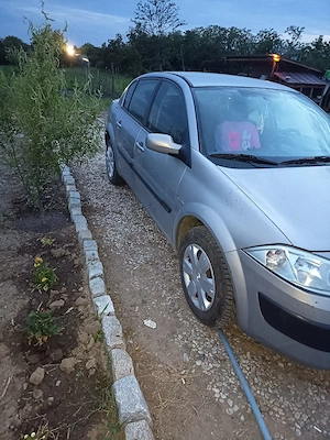 Renault Megane 1.6 benzina  - imagine 3
