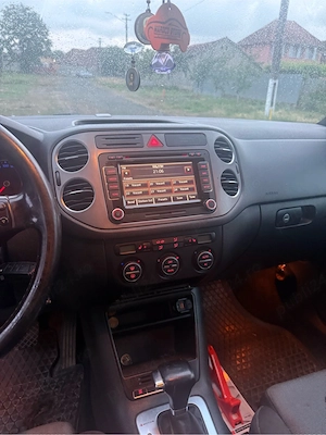 Vând WV Tiguan 2.0 TDI  - imagine 3