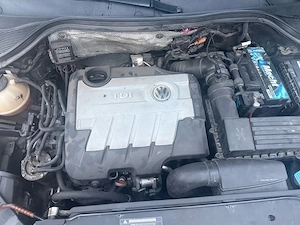 Vând WV Tiguan 2.0 TDI 