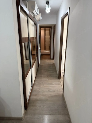 De închiriat: Apartament spațios cu 3 camere   Zona 7 Noiembrie (10 min. de UMFST) - imagine 8