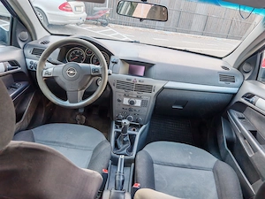 Opel Astra H 2005   Fiabilă, economică și gata de drum