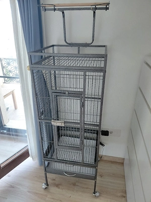 Voliera papagali