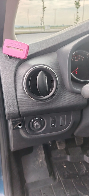 Dacia Logan 2 2019 de vânzare  - imagine 3