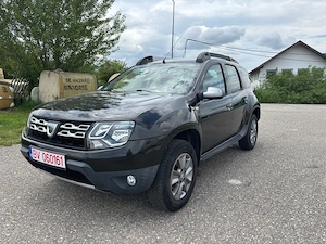 Dacia Duster SUV an 2015 Benzina km 149000 - imagine 2