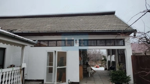 Casa cu mansarda, 7 camere, anexe, Sanmartin - imagine 4