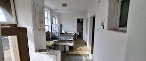 Casa cu teren mult si fantana pe str Romana - imagine 5
