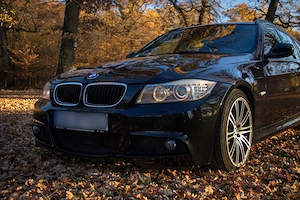 BMW Seria 3 318d DPF Edition Sport + Navi Profesionala