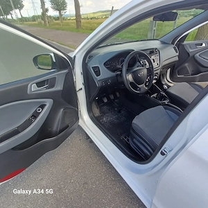 Vand Hyundai i 20 - imagine 3