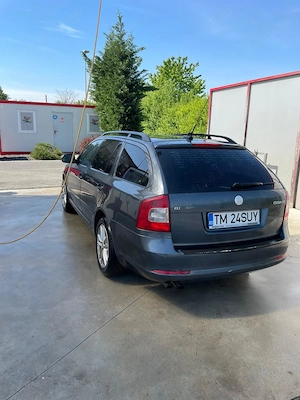 Skoda Octavia 2 Facelift 2011 | 2.0 TDI 140CP | Dotări Top - imagine 5