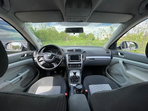 Skoda Octavia 2 Facelift 2011 | 2.0 TDI 140CP | Dotări Top