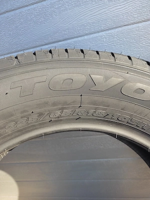 2 anvelope noi 225/65/18 Toyo vara - imagine 3