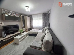 Apartament cu 3 camere de vanzare in zona Lipovei