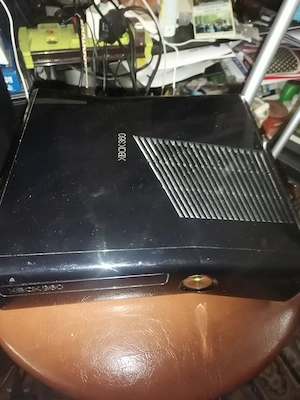 consola  de joc  XBOX 360 modata