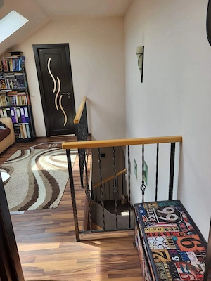 Apartament 3 camere cu scara interioara in Floresti zona Lidl - imagine 4