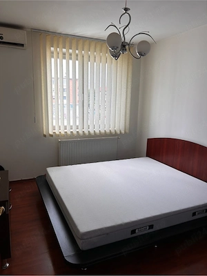vand apartament 2 camere
