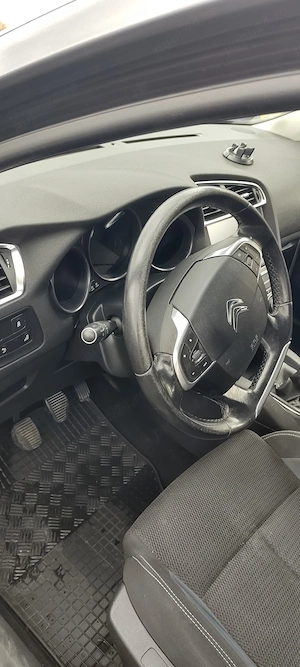 Vand autoturism Citroen C4 2016 - imagine 7
