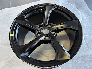 Vand Janta originala 19” Tesla Y Juniper, OEM - imagine 2