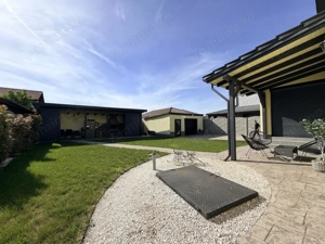 Casa premium pentru familie - zona excelenta - Mosnita Noua - imagine 2