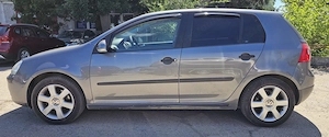 Dezmembram Volkswagen Golf 5 - imagine 3