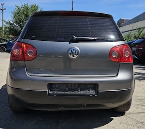 Dezmembram Volkswagen Golf 5 - imagine 2