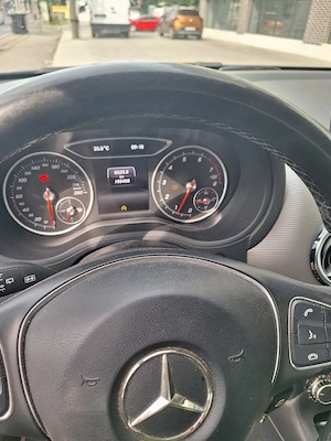 mercedes B180 - imagine 3