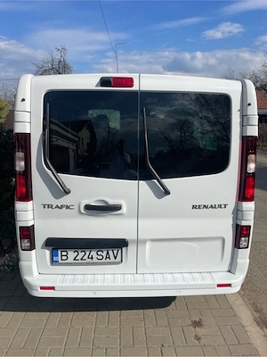 Transport persoane cu microbuz 8+1 cu sofer cu autorizatie de transport