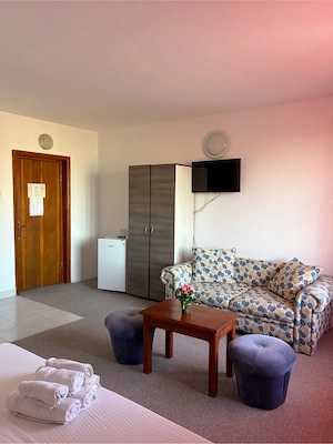     Cazare Eforie Sud   Camere Confortabile Aproape de Plajă - imagine 2