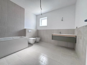 Duplex despartit prin camera tehnica Comision 0 - 189.000 Euro - imagine 12